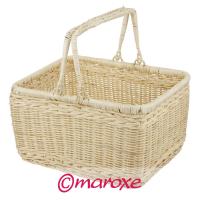 Rattanowy Koszyk na prezenty ze składanymi rączkami 33 cm x 26 cm x H30 cm.