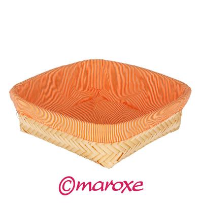 Koszyk do pieczywa z bambusa wyścielany bawełnianym materiałem  18 cm x 23 cm x H7 cm.