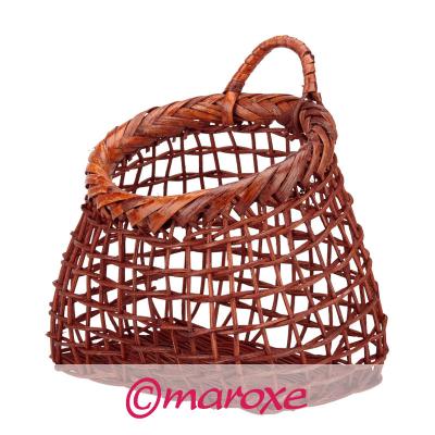 Koszyk na ścianę z rattanu ( Kieszonka ) 19 cm x 15 cm.